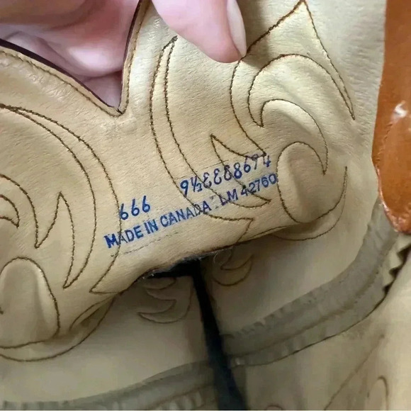 Cowboy boots in tan  9.5M western cowboy - Picture 5 of 7